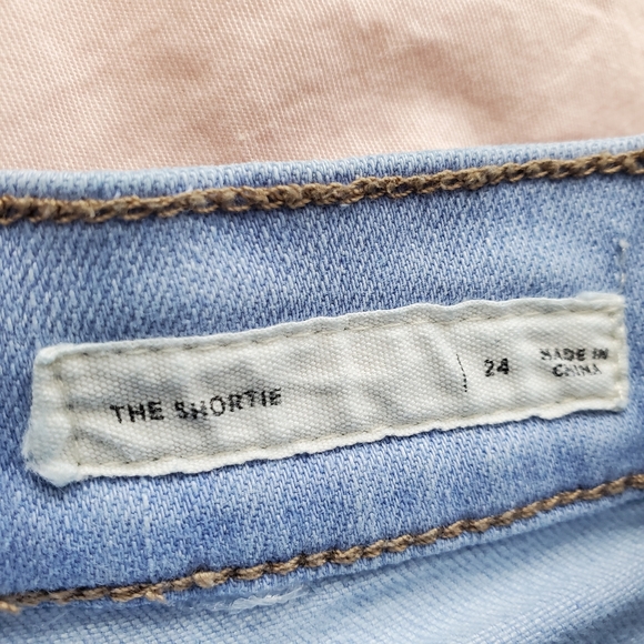 Pacsun the shortie light wash shorts - Picture 2 of 2